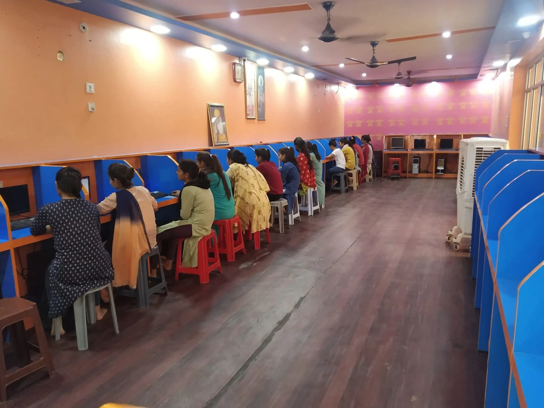 राष्ट्रीय ग्रामीण सर्व शिक्षा अभियान Slider